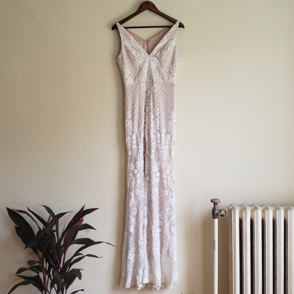 Size 12 BHLDN Blush Wedding Dress